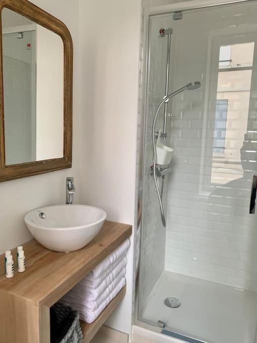 Chez Felix & Theo Apartment ทรูวิลล์-ซูร์-แมร์ ภายนอก รูปภาพ